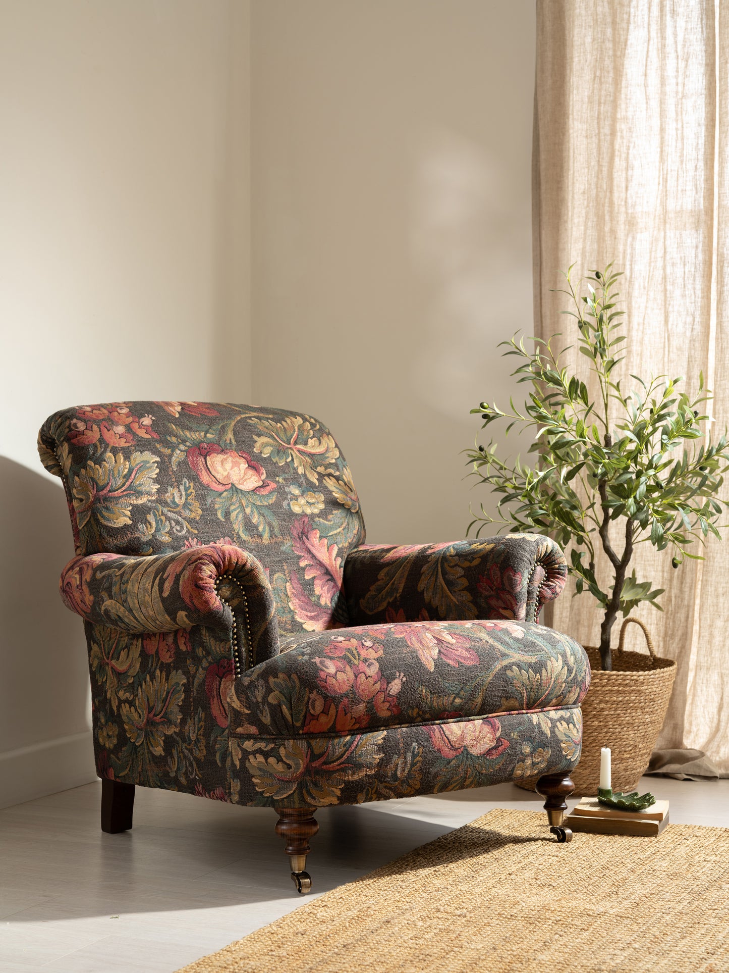 Romney Chair