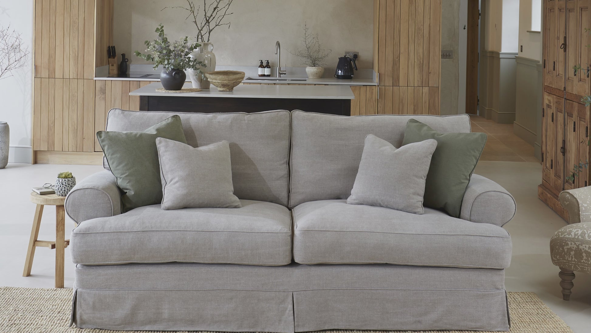 Stylish and practical, meet the Havana Sofa. Relaxed, comfortable and easy to refresh or restyle thanks to its easy to remove loose covers.